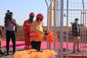 Inauguração da Rede Eléctrica no Posto Administrativo de Ncumpe